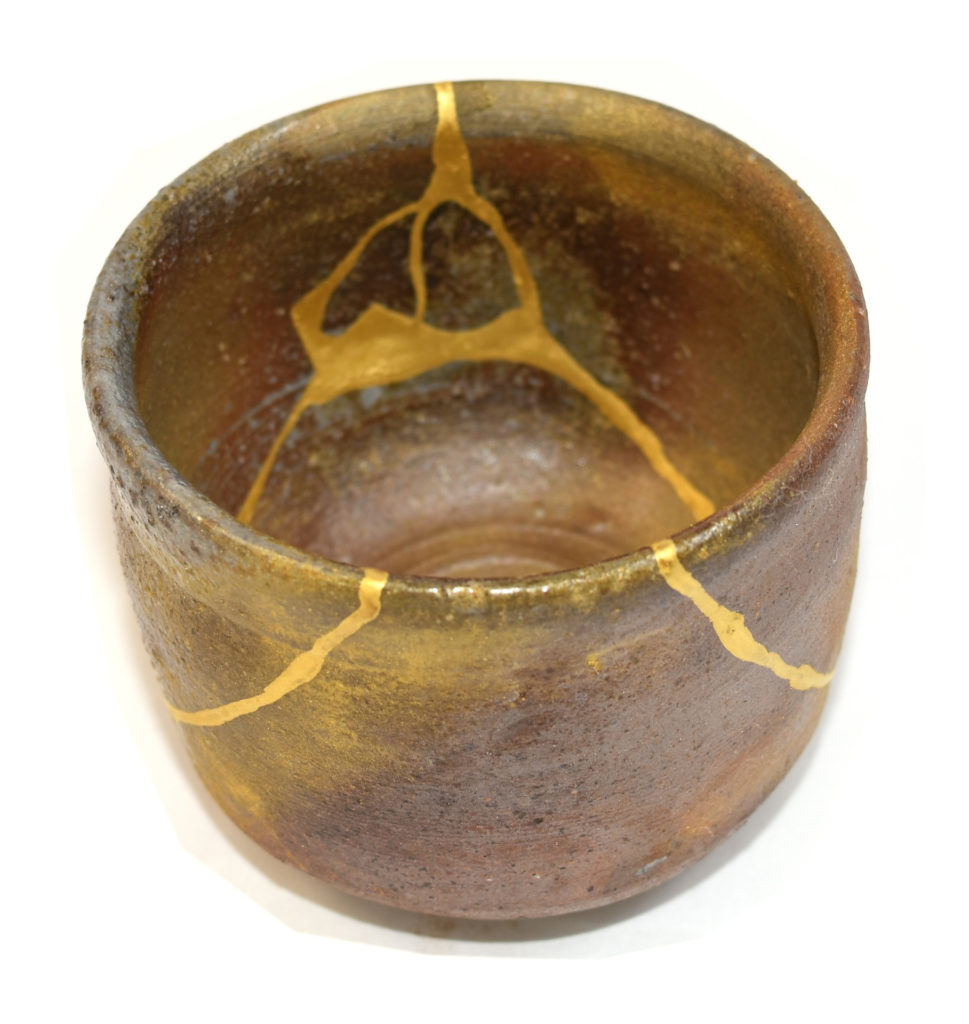 Traditional Kintsugi Shop: Kintsugi By Myriam greff