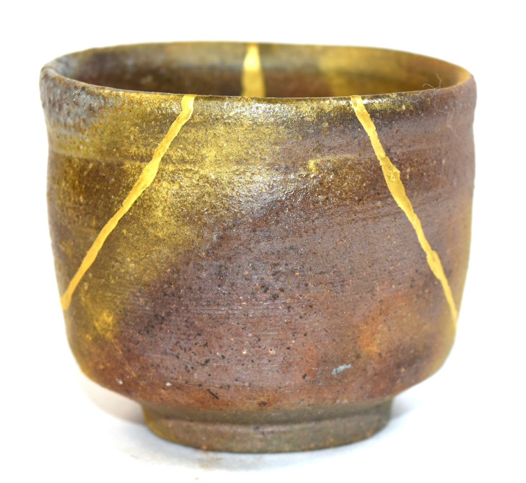 Traditional Kintsugi Shop: Kintsugi By Myriam greff
