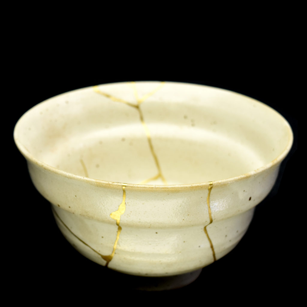 Traditional Kintsugi Shop: Kintsugi By Myriam greff
