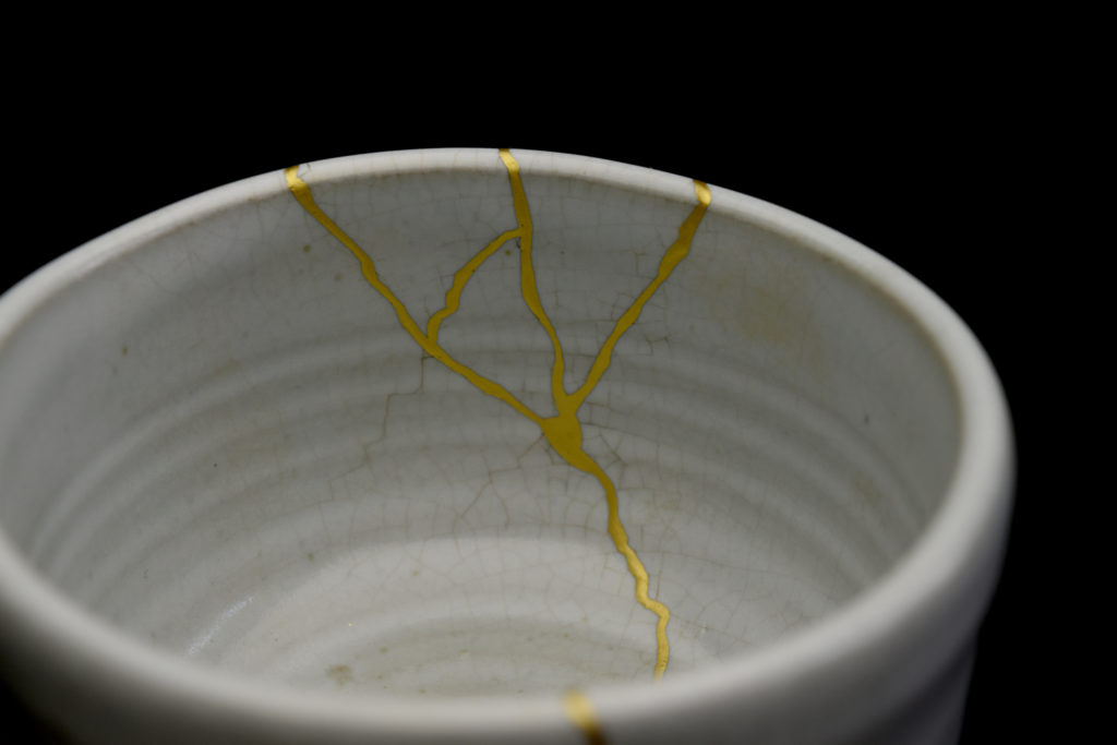 Traditional Kintsugi Shop: Kintsugi By Myriam greff