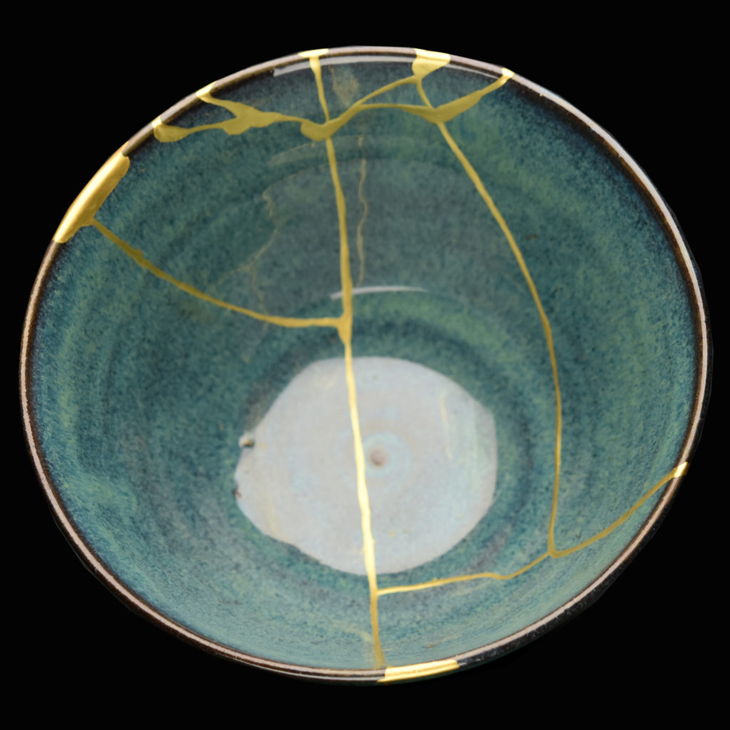 Traditional Kintsugi Shop: Kintsugi By Myriam greff