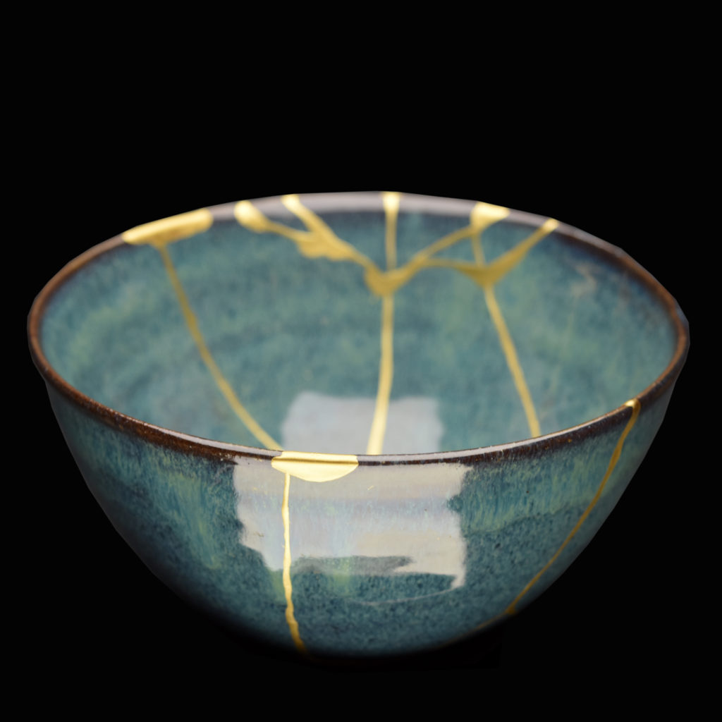 Traditional Kintsugi Shop: Kintsugi By Myriam greff