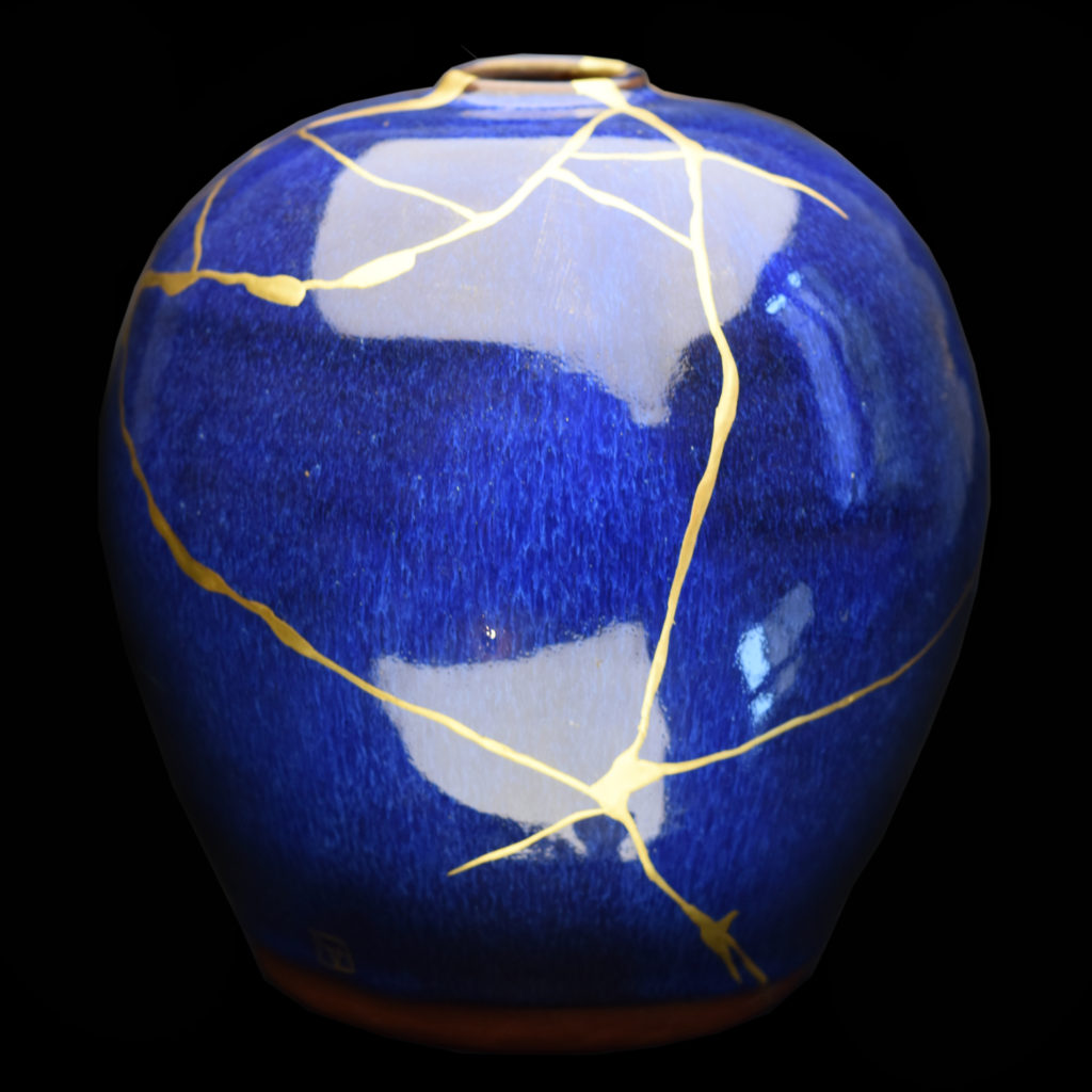 Traditional Kintsugi Shop: Kintsugi By Myriam greff