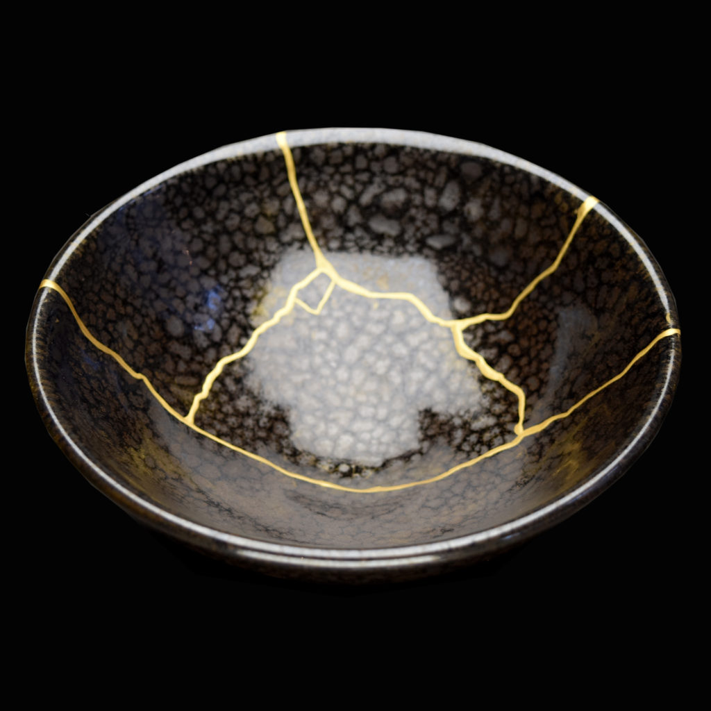 Traditional Kintsugi Shop: Kintsugi By Myriam greff