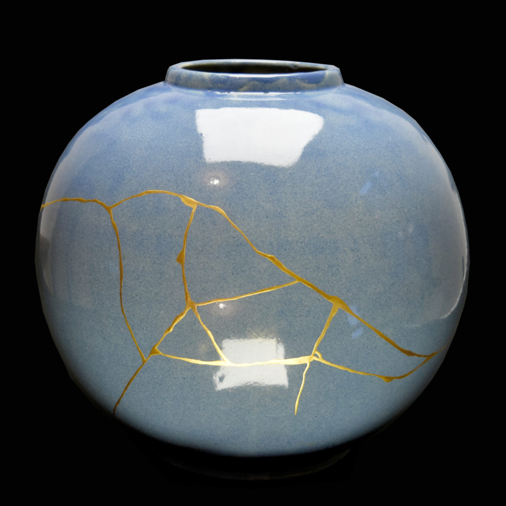 Traditional Kintsugi Shop: Kintsugi By Myriam greff