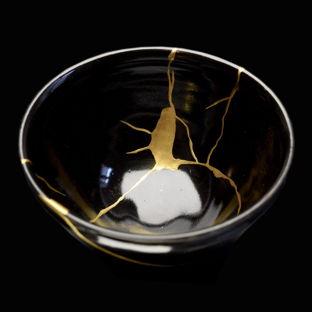 Traditional Kintsugi Shop: Kintsugi By Myriam greff