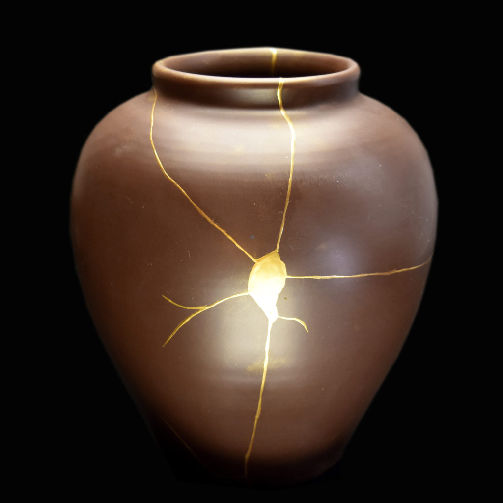 Traditional Kintsugi Shop: Kintsugi By Myriam greff