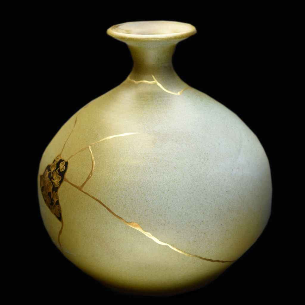 Traditional Kintsugi Shop: Kintsugi By Myriam greff