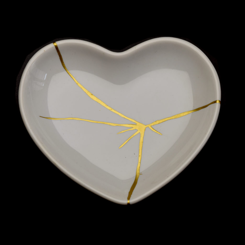 Traditional Kintsugi Shop: Kintsugi By Myriam greff