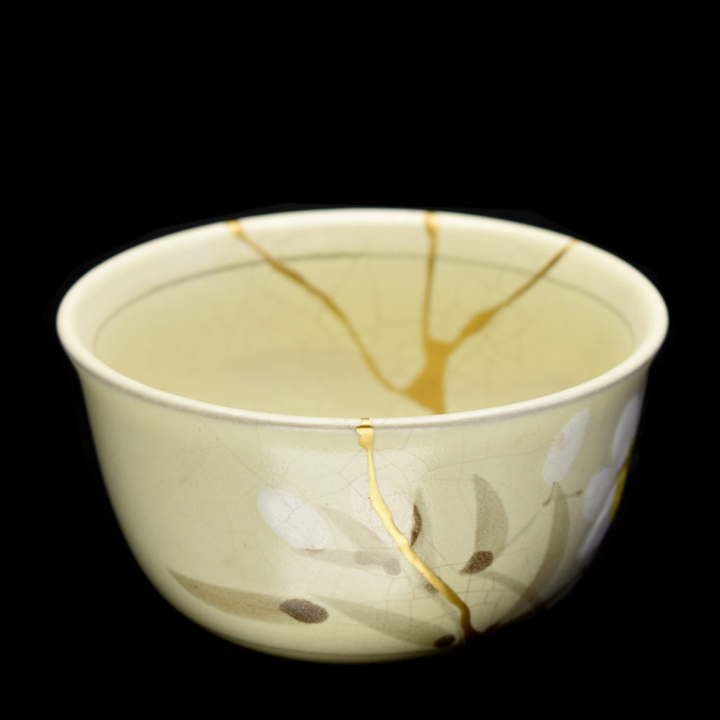 Traditional Kintsugi Shop: Kintsugi By Myriam greff