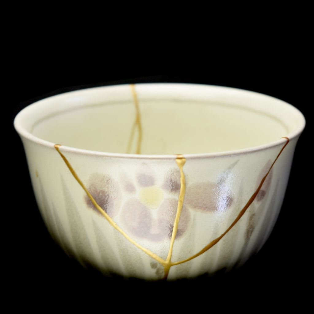 Traditional Kintsugi Shop: Kintsugi By Myriam greff
