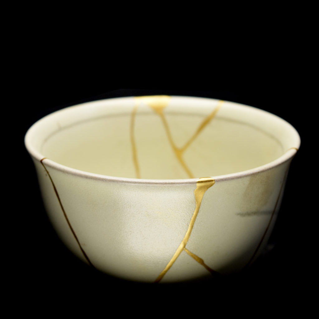 Traditional Kintsugi Shop: Kintsugi By Myriam greff
