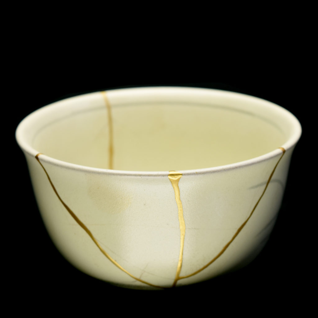 Traditional Kintsugi Shop: Kintsugi By Myriam greff