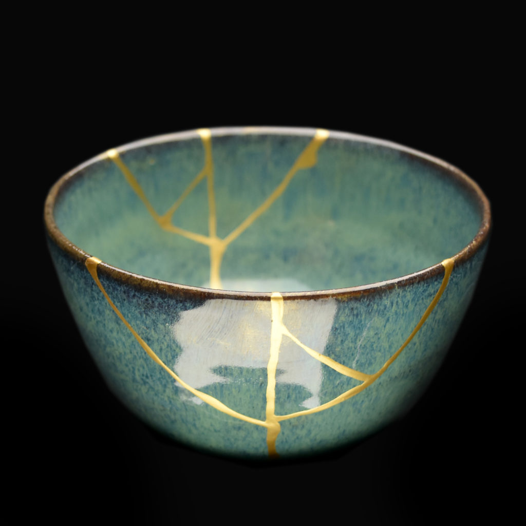 Traditional Kintsugi Shop: Kintsugi By Myriam greff