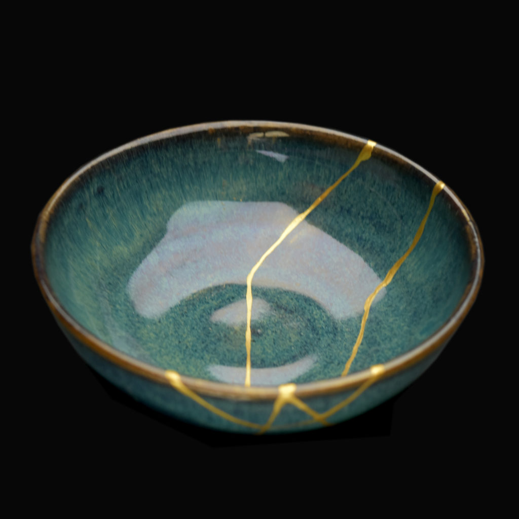 Traditional Kintsugi Shop: Kintsugi By Myriam greff