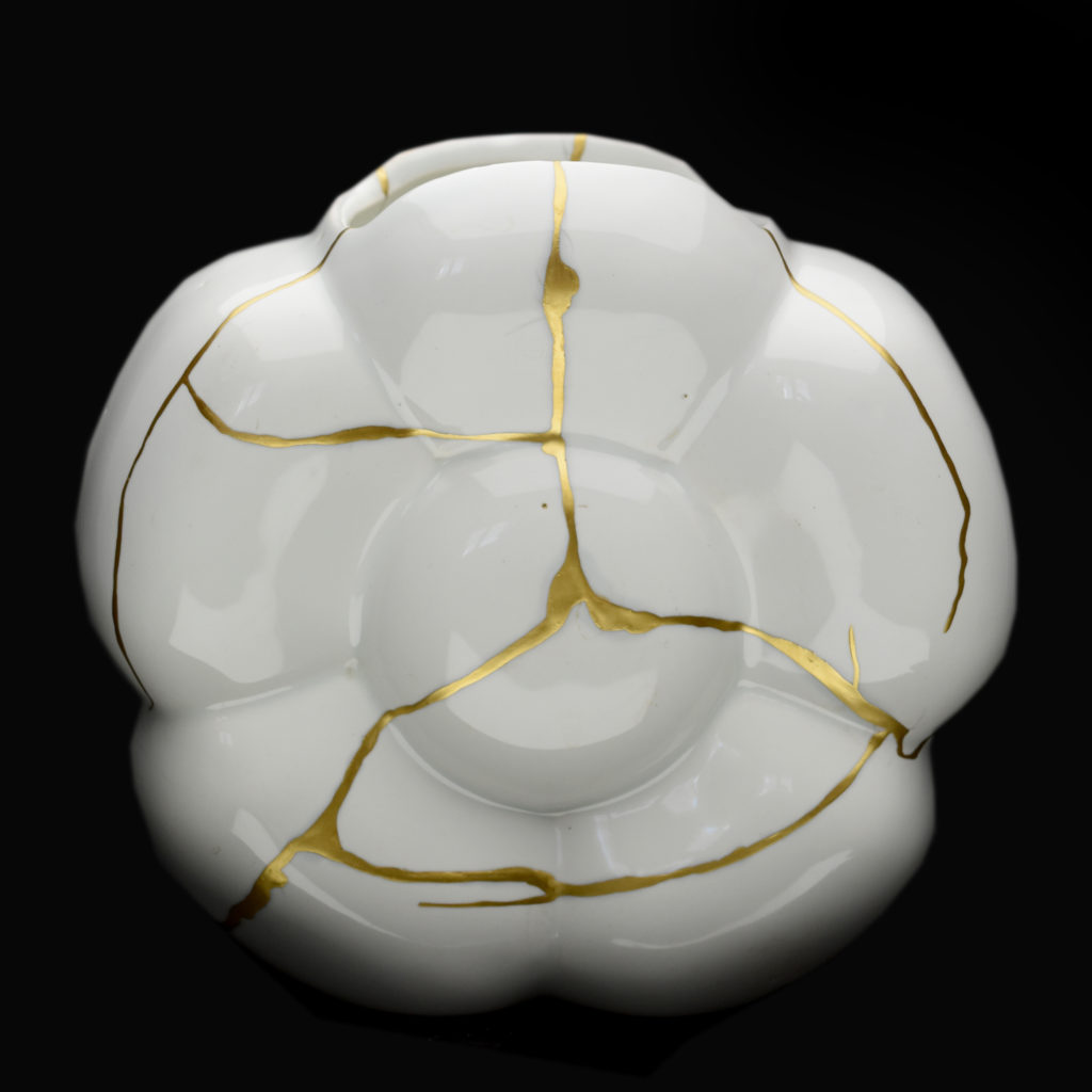 Traditional Kintsugi Shop: Kintsugi By Myriam greff