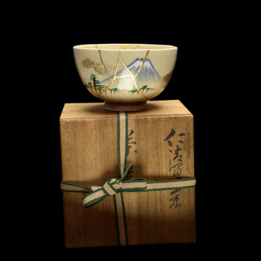 Traditional Kintsugi Shop: Kintsugi By Myriam greff
