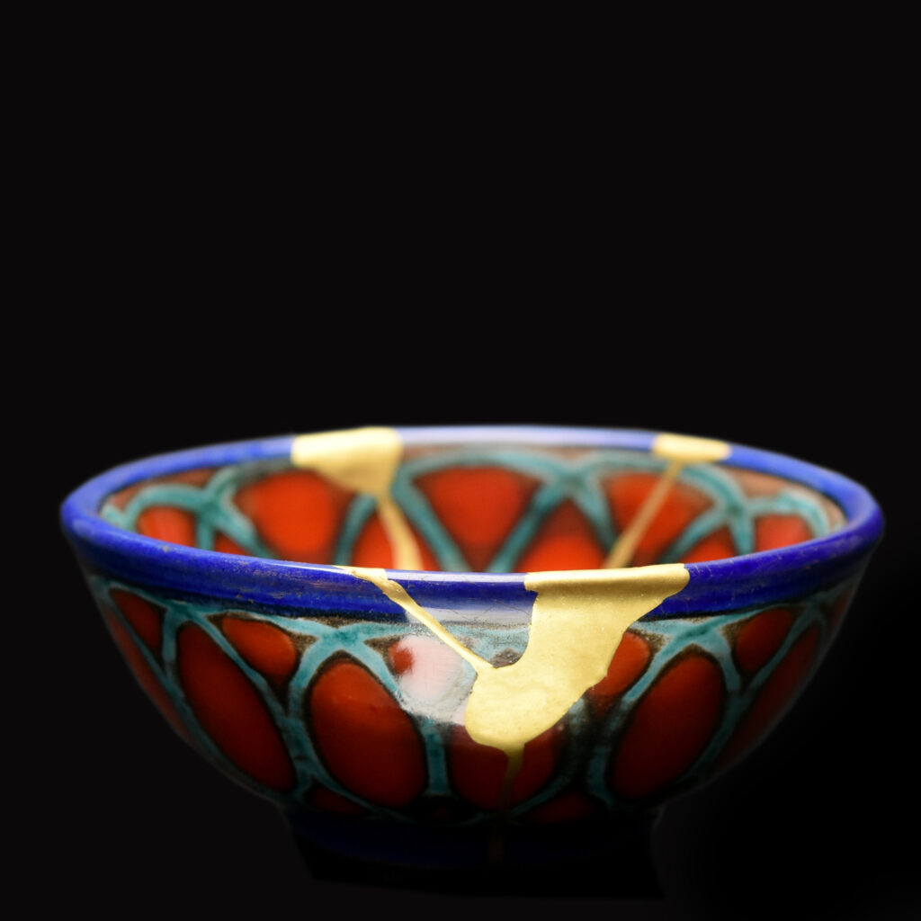 Traditional Kintsugi Shop: Kintsugi By Myriam greff