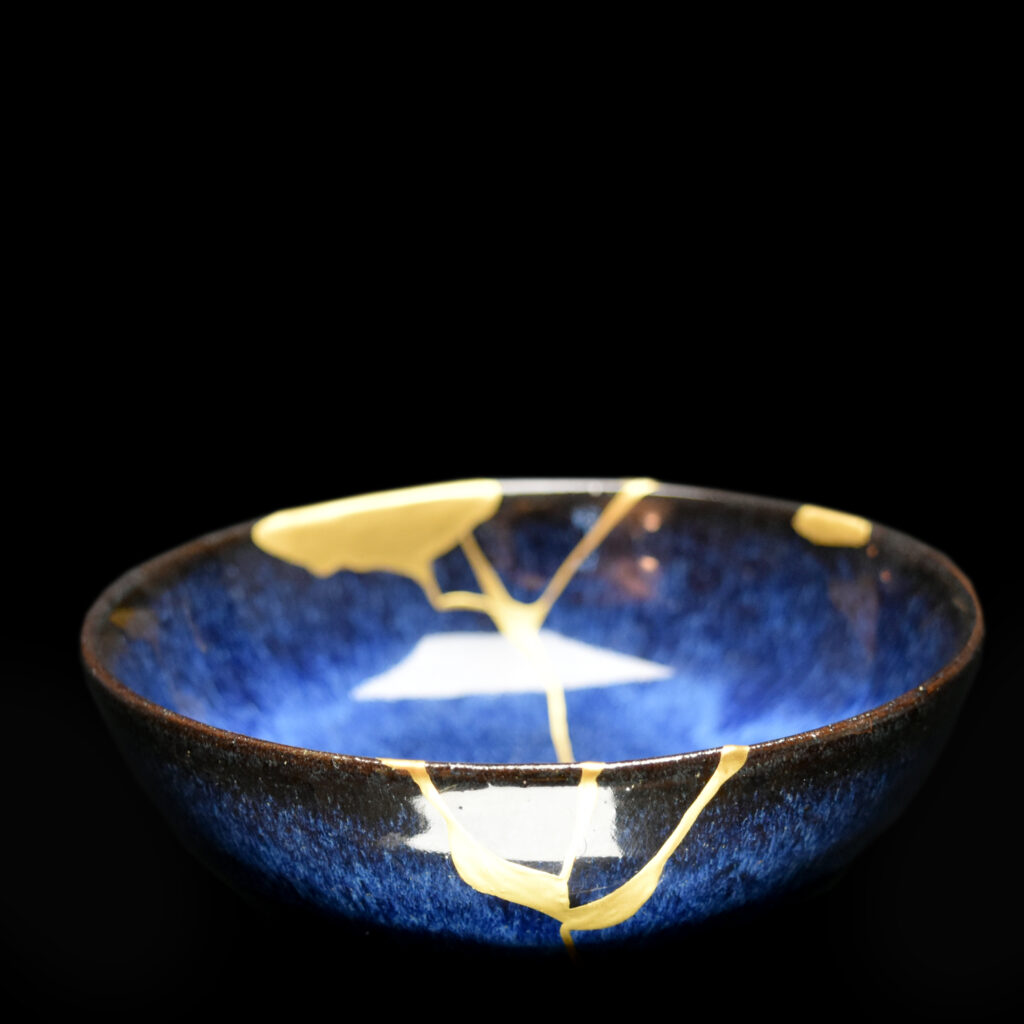 Traditional Kintsugi Shop: Kintsugi By Myriam greff