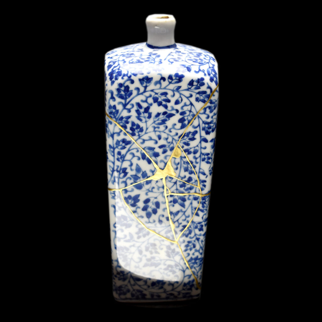 Traditional Kintsugi Shop: Kintsugi By Myriam greff