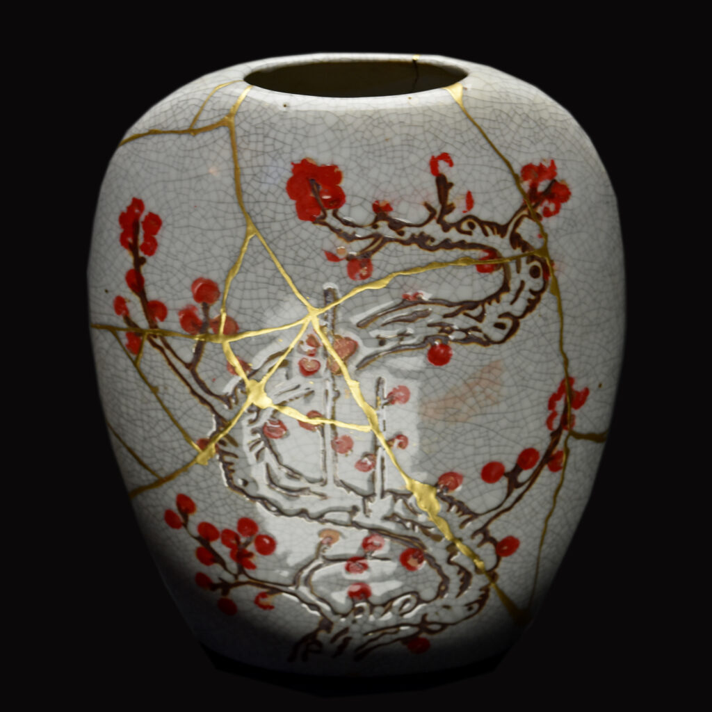 Traditional Kintsugi Shop: Kintsugi By Myriam greff