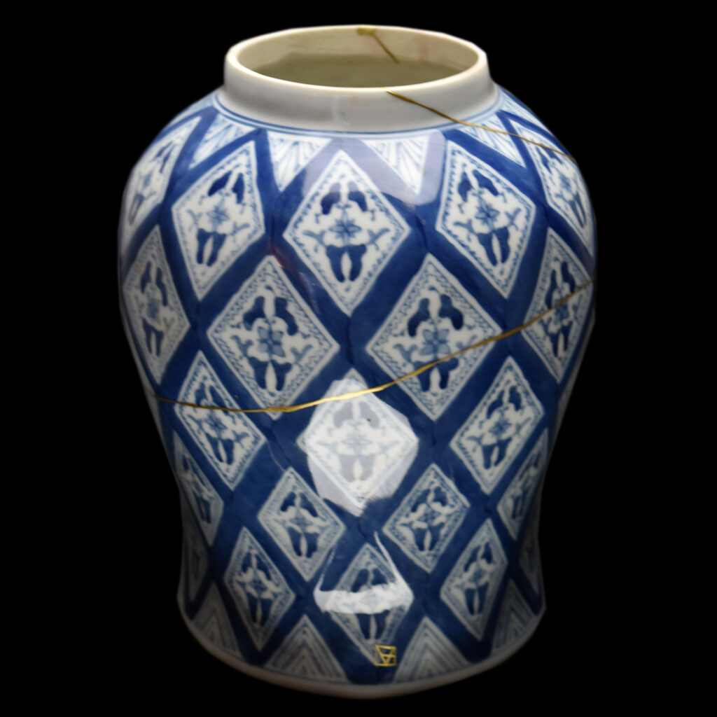 Traditional Kintsugi Shop: Kintsugi By Myriam greff