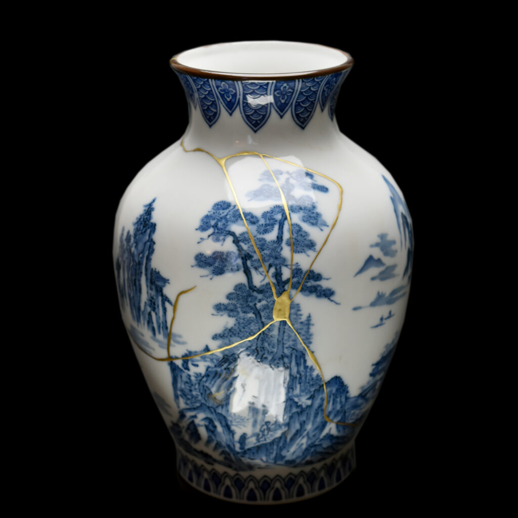 Traditional Kintsugi Shop: Kintsugi By Myriam greff