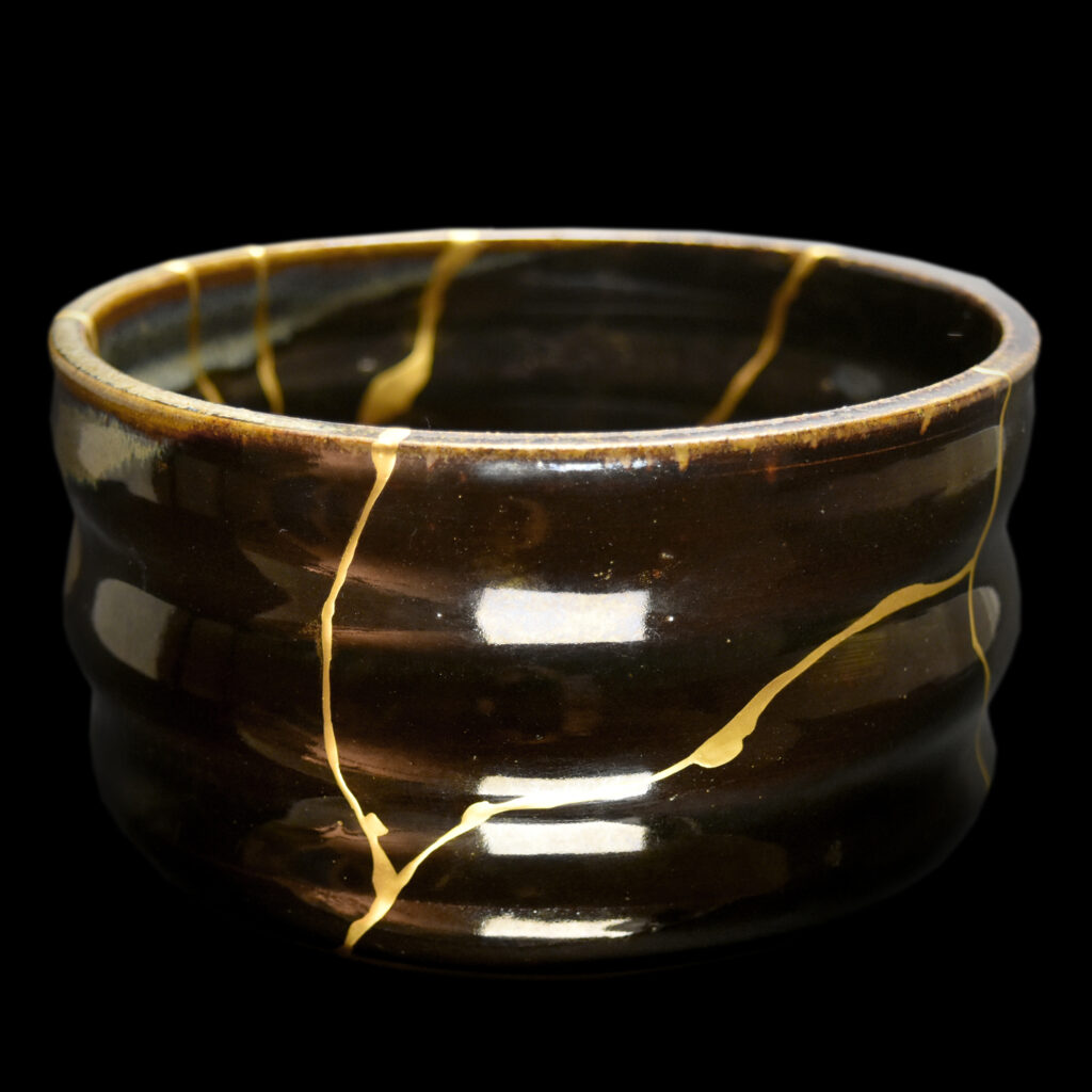 Traditional Kintsugi Shop: Kintsugi By Myriam greff