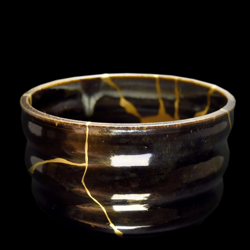 Traditional Kintsugi Shop: Kintsugi By Myriam greff