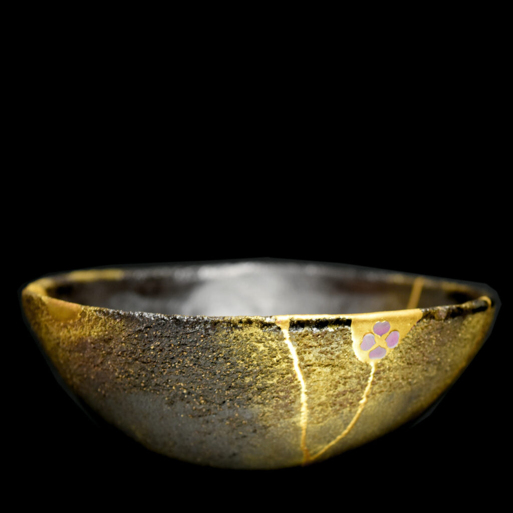 Traditional Kintsugi Shop: Kintsugi By Myriam greff