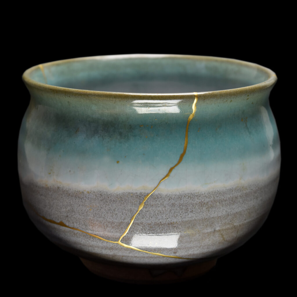 Traditional Kintsugi Shop: Kintsugi By Myriam greff