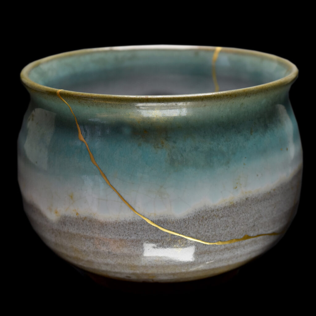 Traditional Kintsugi Shop: Kintsugi By Myriam greff
