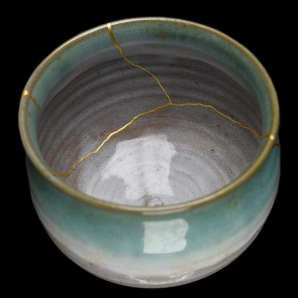 Traditional Kintsugi Shop: Kintsugi By Myriam greff