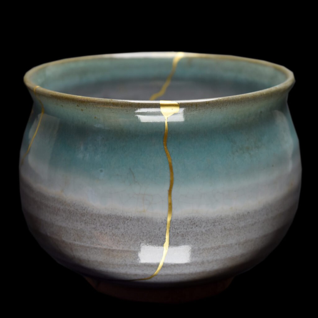 Traditional Kintsugi Shop: Kintsugi By Myriam greff