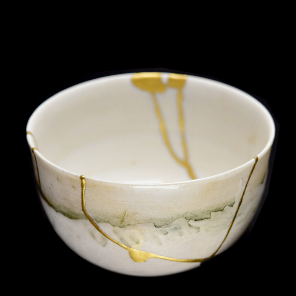 Traditional Kintsugi Shop: Kintsugi By Myriam greff