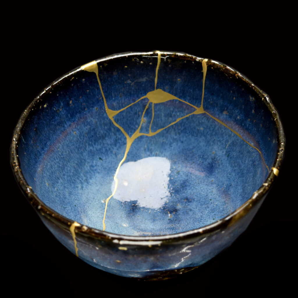 Traditional Kintsugi Shop: Kintsugi By Myriam greff