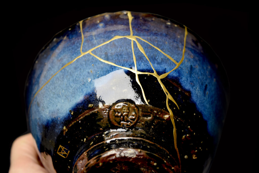 Traditional Kintsugi Shop: Kintsugi By Myriam greff