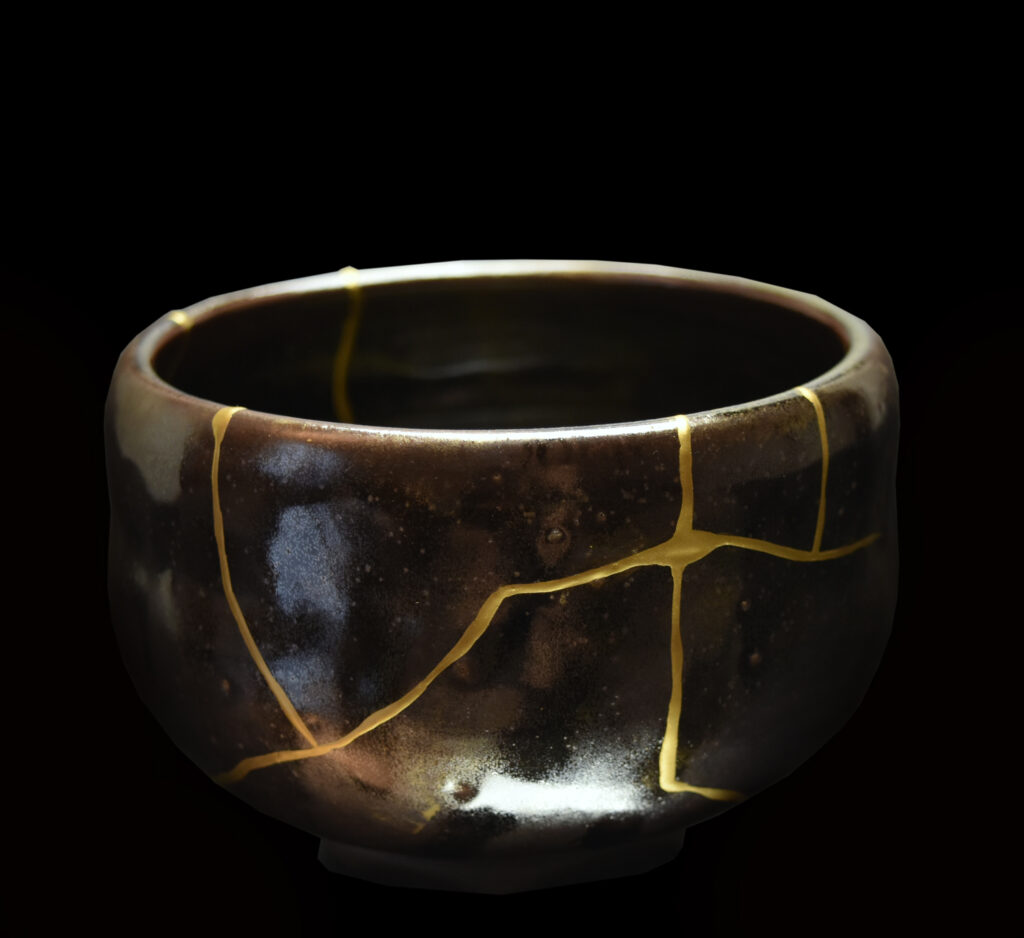 Traditional Kintsugi Shop: Kintsugi By Myriam greff