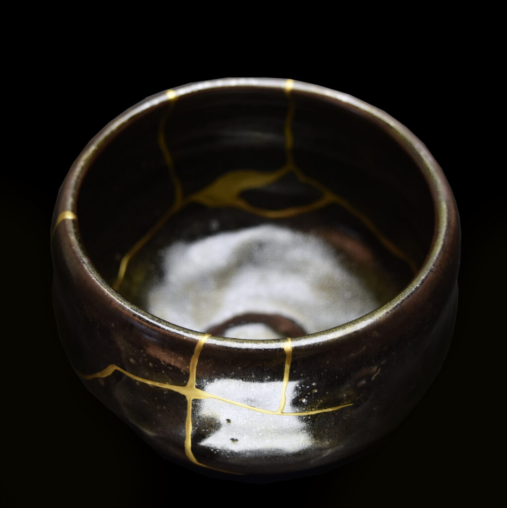 Traditional Kintsugi Shop: Kintsugi By Myriam greff