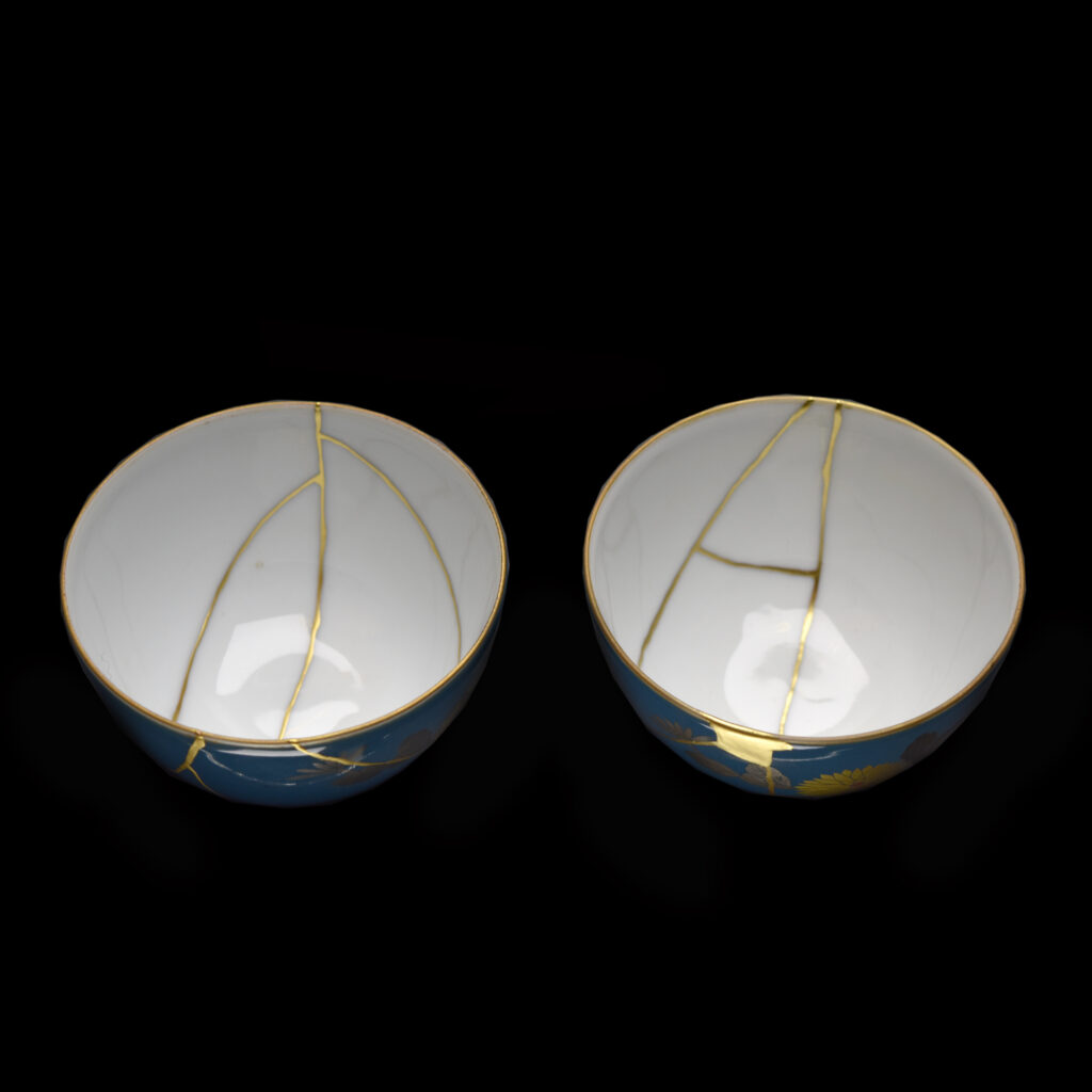 Traditional Kintsugi Shop: Kintsugi By Myriam greff