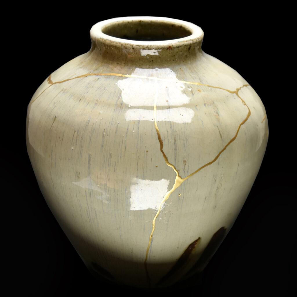 Traditional Kintsugi Shop: Kintsugi By Myriam greff