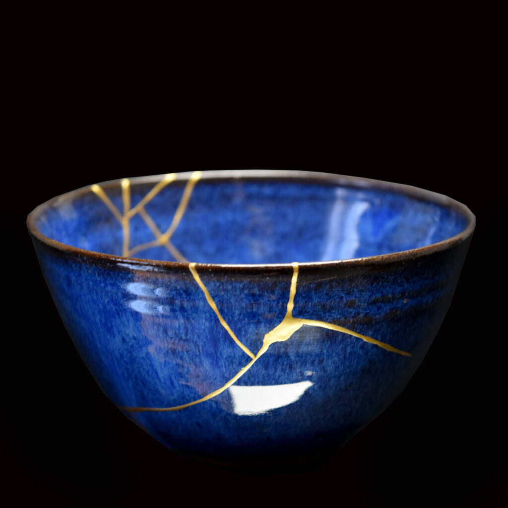 Traditional Kintsugi Shop: Kintsugi By Myriam greff