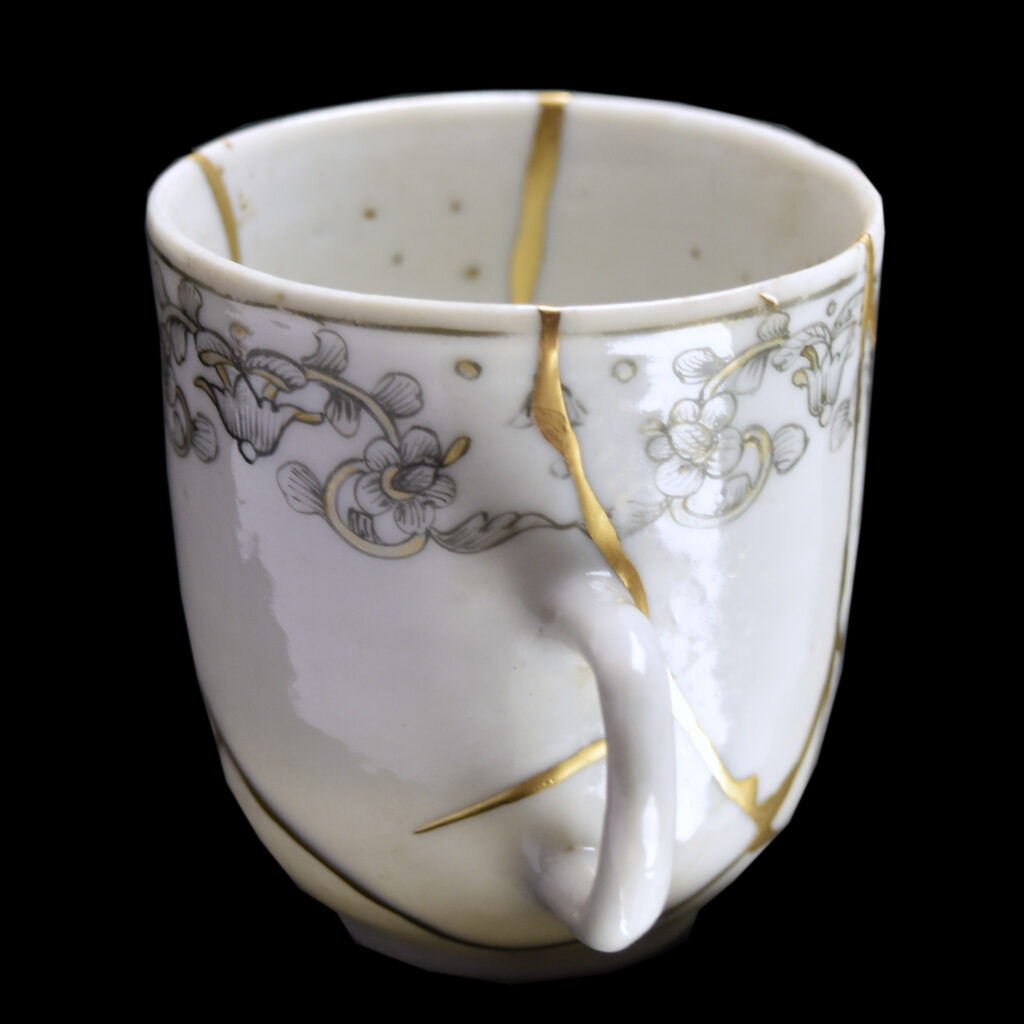Traditional Kintsugi Shop: Kintsugi By Myriam greff