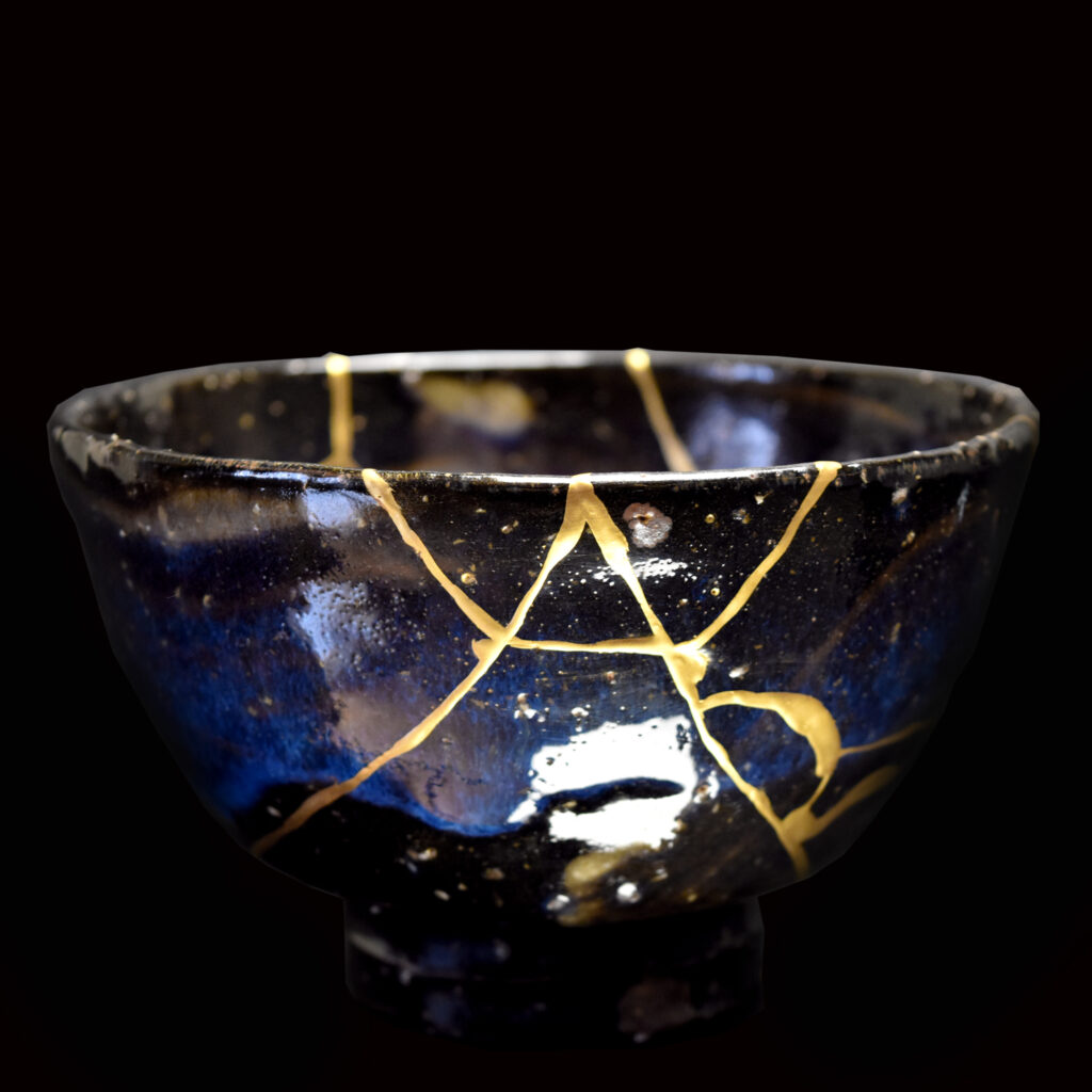 Traditional Kintsugi Shop: Kintsugi By Myriam greff