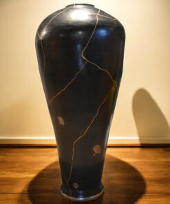 Alternative view of Floor Vase "Fukiyose"