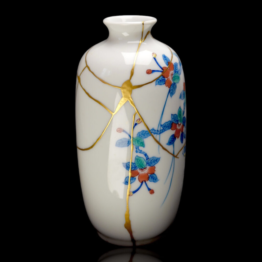 Traditional Kintsugi Shop: Kintsugi By Myriam greff