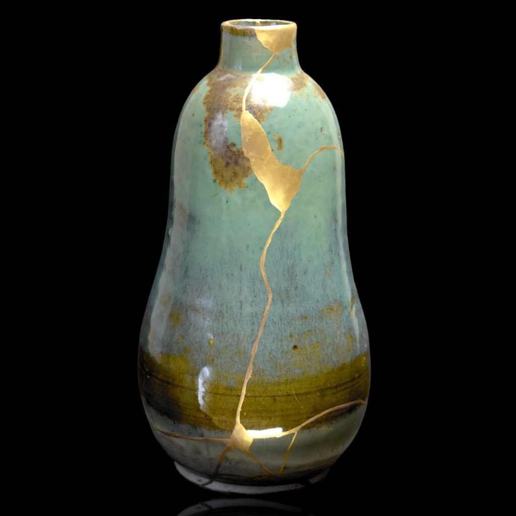 Traditional Kintsugi Shop: Kintsugi By Myriam greff