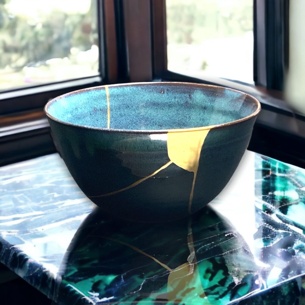 Traditional Kintsugi Shop: Kintsugi By Myriam greff