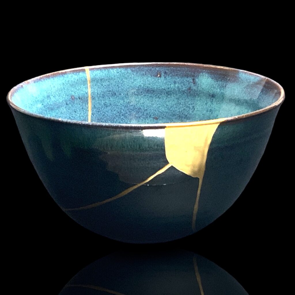 Traditional Kintsugi Shop: Kintsugi By Myriam greff