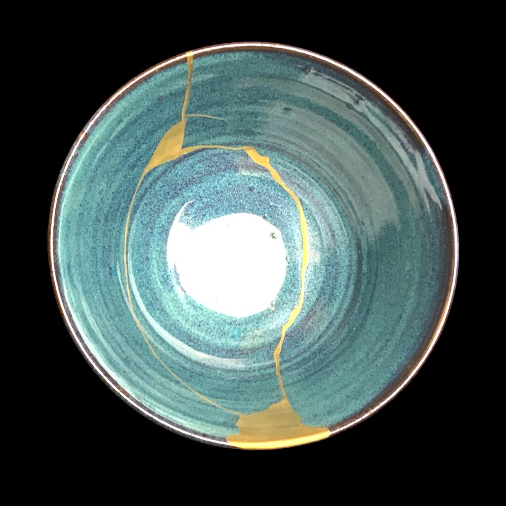 Traditional Kintsugi Shop: Kintsugi By Myriam greff